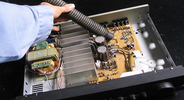 Phân Tích Kỹ Thuật - Tại Sao Amply Jarguar Bị Nóng