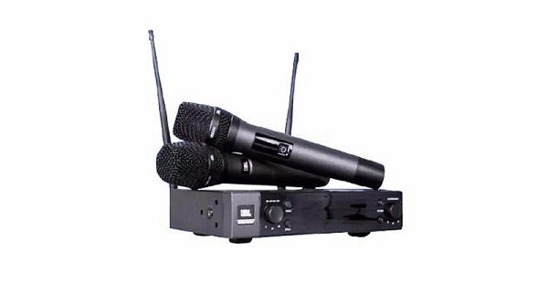 VM200 Và Đặt Cạnh Các Đối Thủ Cạnh Tranh