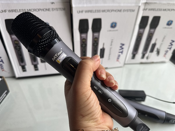 Trải Nghiệm Âm Thanh Micro Không Dây Chính Hãng