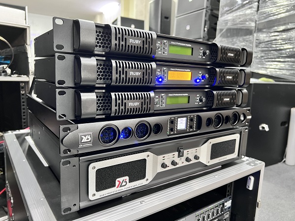 Các Lọa Cục Đẩy Công Suất